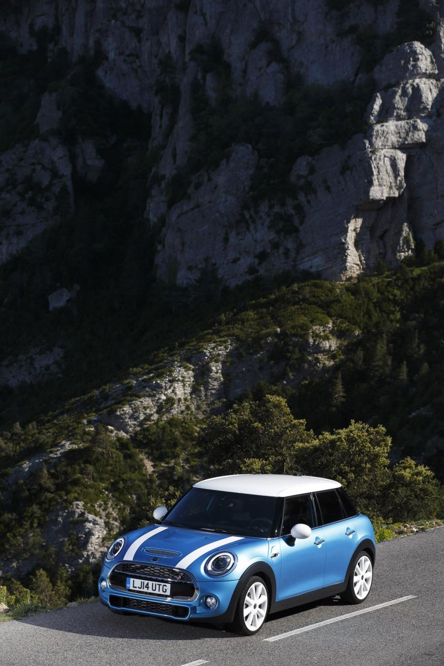  Mini Cooper S 5-Door 2014 года  (фото 40 из 80)